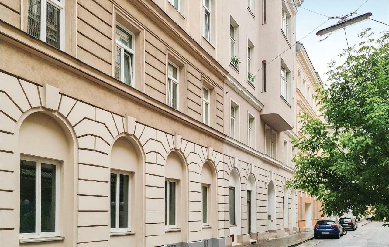 One-Bedroom Apartment In Wien Bagian luar foto